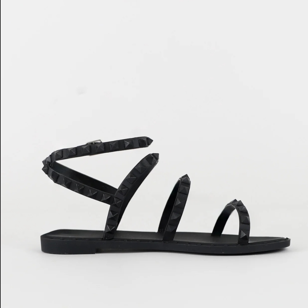 CeliaB Black Strappy Sandals